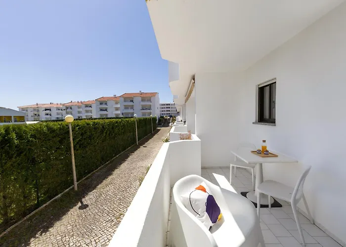 Casa Medusa Ferrel (Leiria)